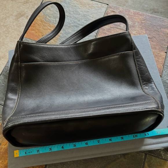 Vintage Coach Black Leather Shoulder Bag Excellent Condotion - Picture 10 of 14